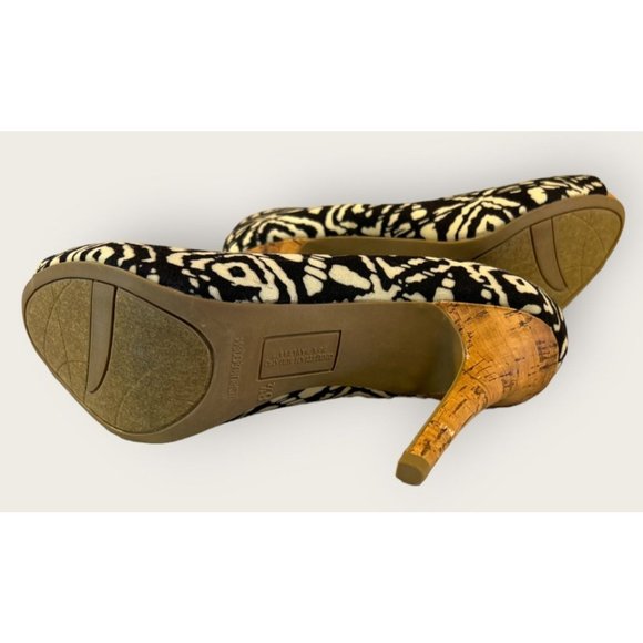 Christian Siriano Womens Size 8.5 Black and Cream Print, Cork Heels, Peep Toe - Picture 13 of 14